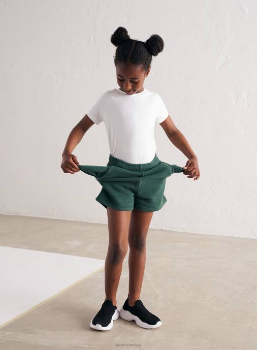 barn AIM'N pinjegröna mini sweatshorts Kläder NBT4690