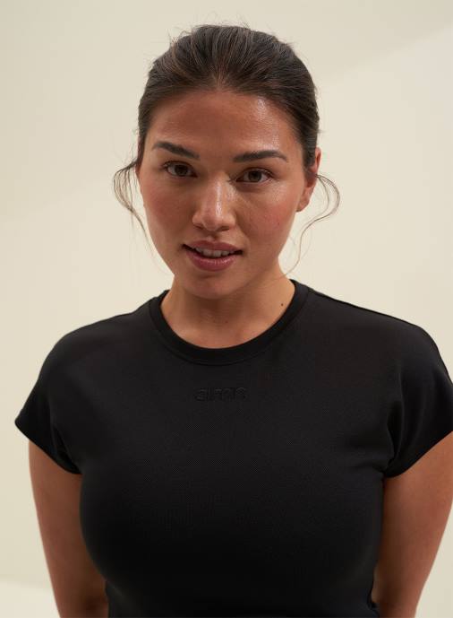 kvinnor AIM'N svart luftig slitsad topp Kläder NBT4427