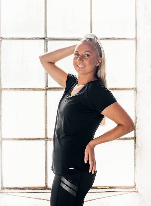 kvinnor AIM'N svart t-shirt med v-ringad hela dagen Kläder NBT4433