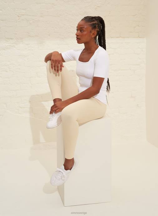 kvinnor AIM'N vit lyxig sömlös kort ärm Kläder NBT4331