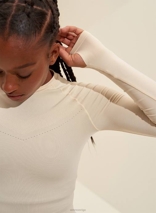 kvinnor AIM'N havre vit mjuk sömlös lång ärm Kläder NBT4434