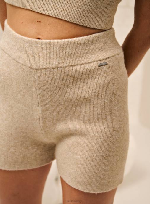 kvinnor AIM'N beige mjuka stickade shorts Kläder NBT4565