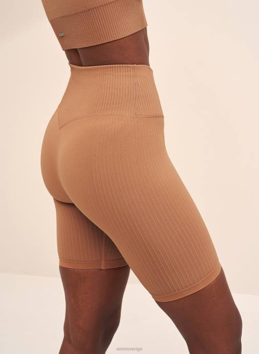 kvinnor AIM'N kamelribbade sömlösa bikershorts Kläder NBT4574