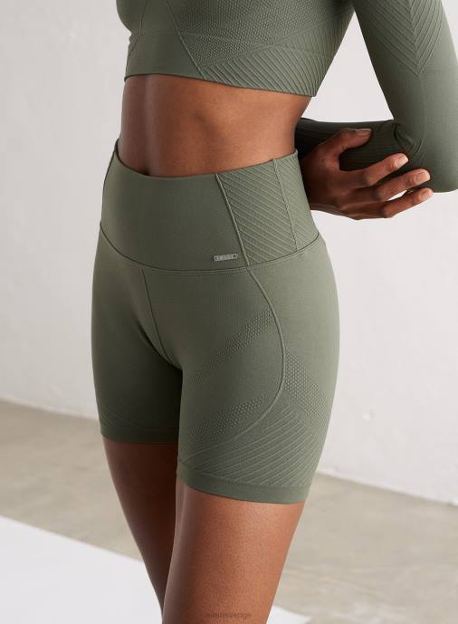 kvinnor AIM'N oliv motion sömlösa midi-shorts Kläder NBT4478