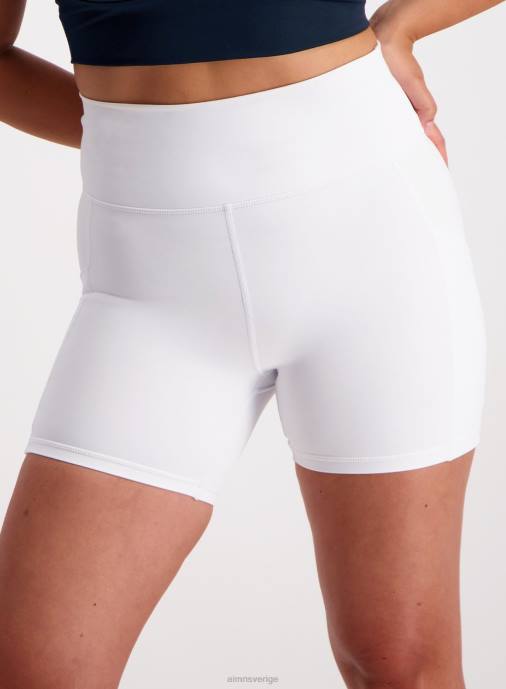 kvinnor AIM'N vita bikershorts med bollfickor Kläder NBT4562