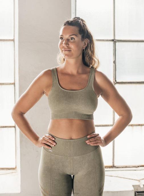 kvinnor AIM'N vild oliv ribbad sömlös bh Kläder NBT4275