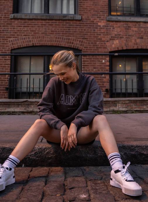 kvinnor AIM'N skugggrå collegetröja Kläder NBT4674