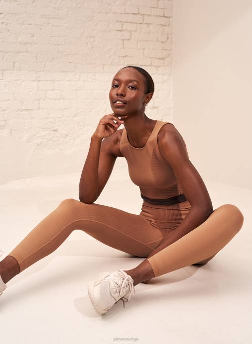 kvinnor AIM'N kamelribbad sömlös crop top Kläder NBT4269