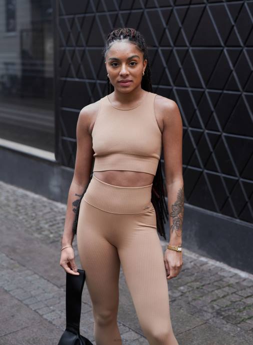 kvinnor AIM'N kamelribbad sömlös crop top Kläder NBT4269